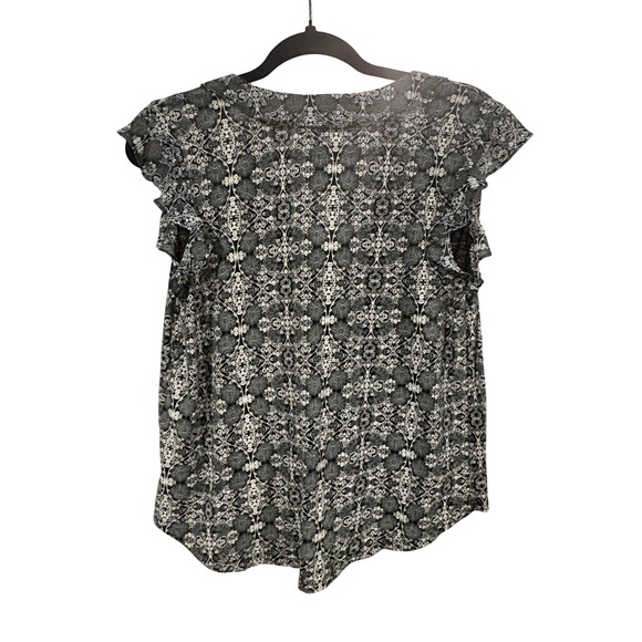Lucky Brand Black Gray Printed Flutter Sleeve V-Neck Mixed Media Top Medium - Picture 2 of 4